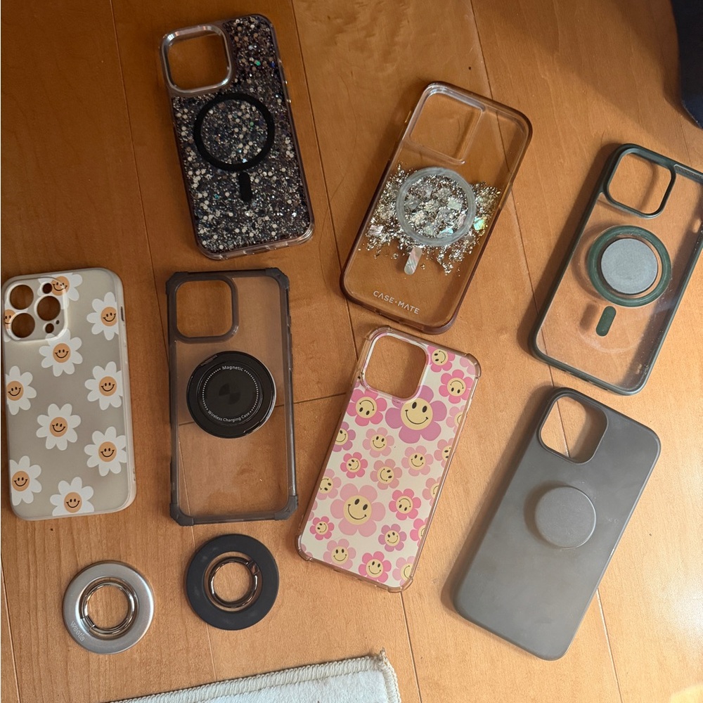 IPhone 14 Pro Max - 7 cases and magnetic holders